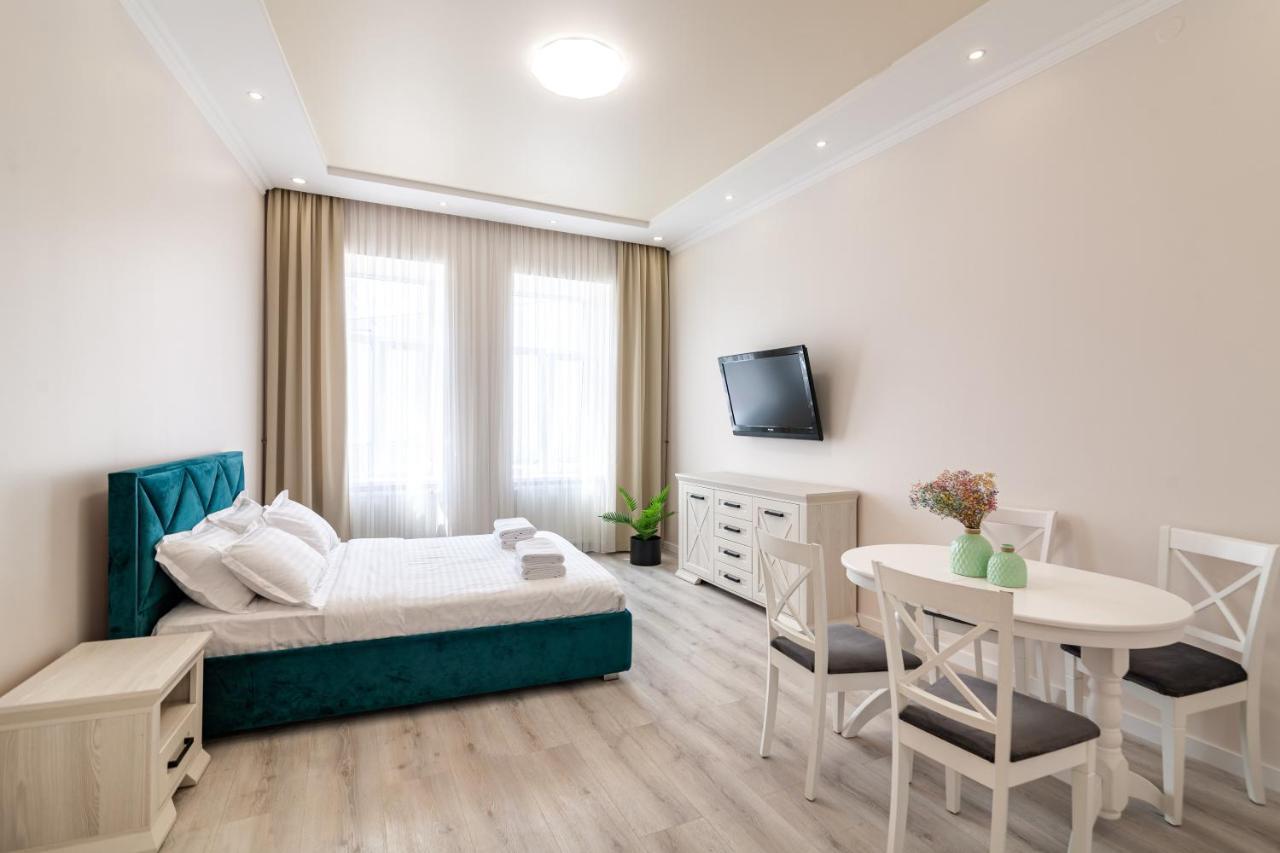 Avangard Saint Teodora III Apart Львів Екстер'єр фото