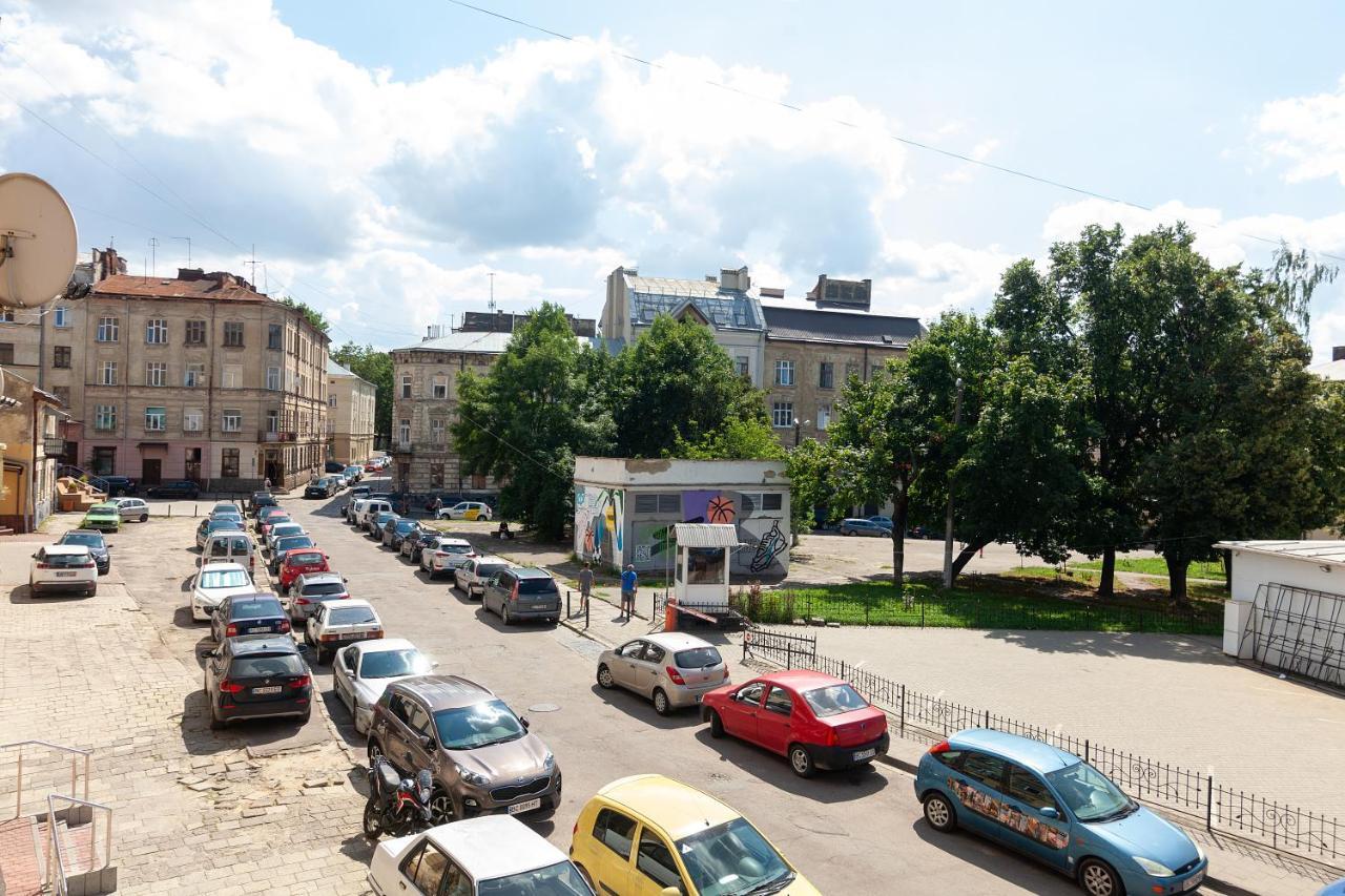 Avangard Saint Teodora III Apart Львів Екстер'єр фото