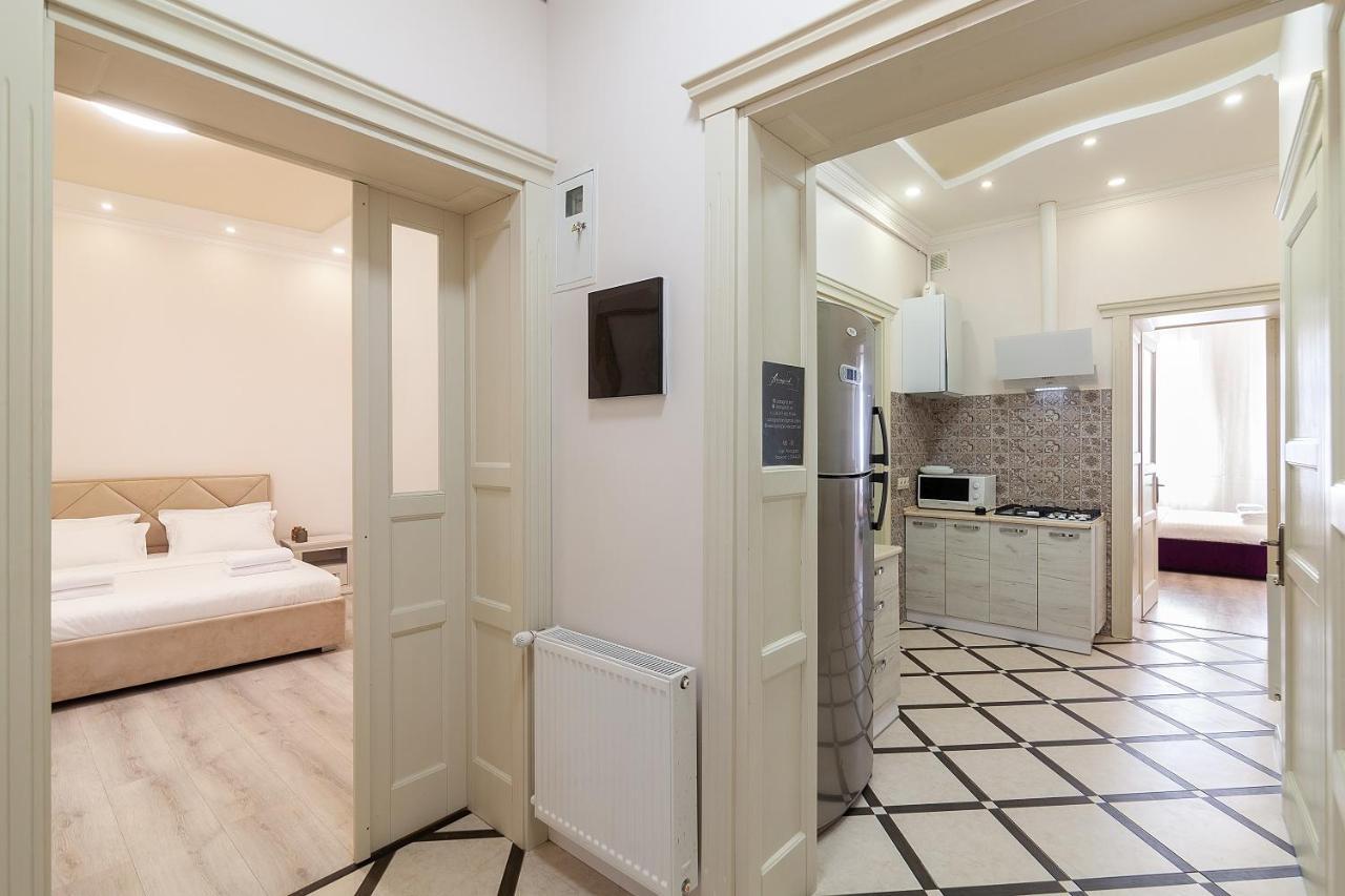 Avangard Saint Teodora III Apart Львів Екстер'єр фото