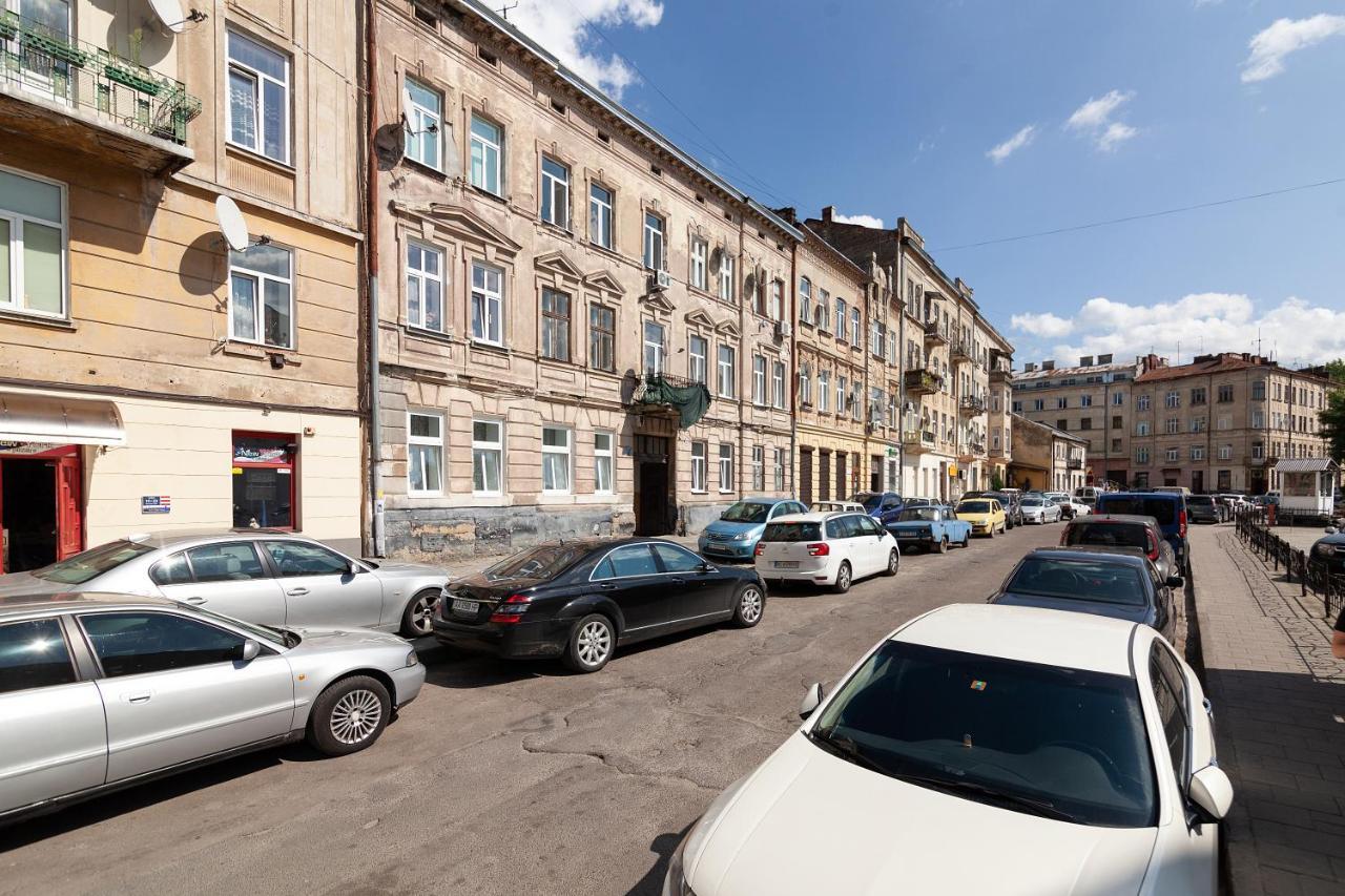 Avangard Saint Teodora III Apart Львів Екстер'єр фото