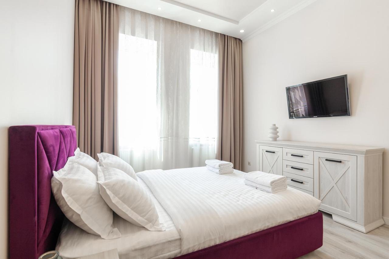 Avangard Saint Teodora III Apart Львів Екстер'єр фото