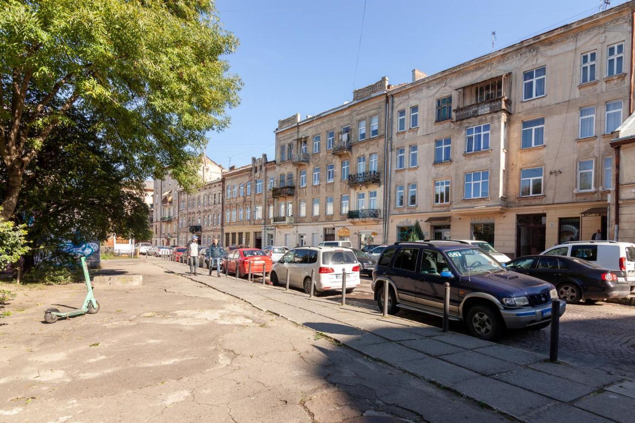 Avangard Saint Teodora III Apart Львів Екстер'єр фото